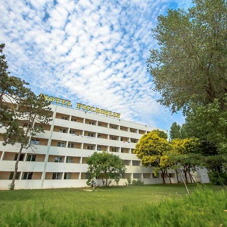 Hotel Piccadilly 马马亚 外观 照片